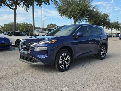 Certified 2022 Nissan Rogue SV FWD image 4