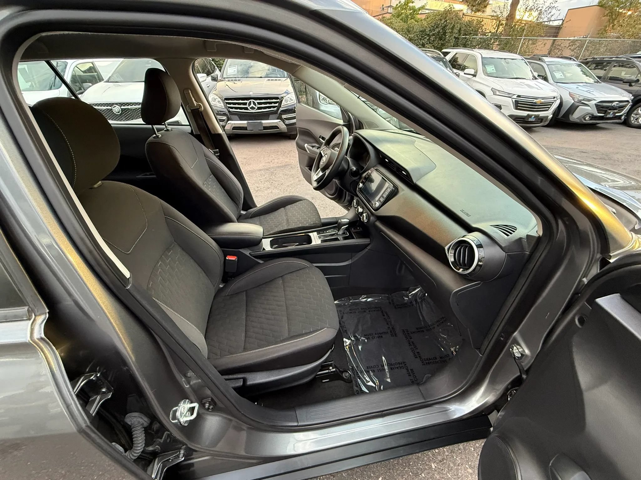 Used 2023 Nissan Kicks SV FWD image 16