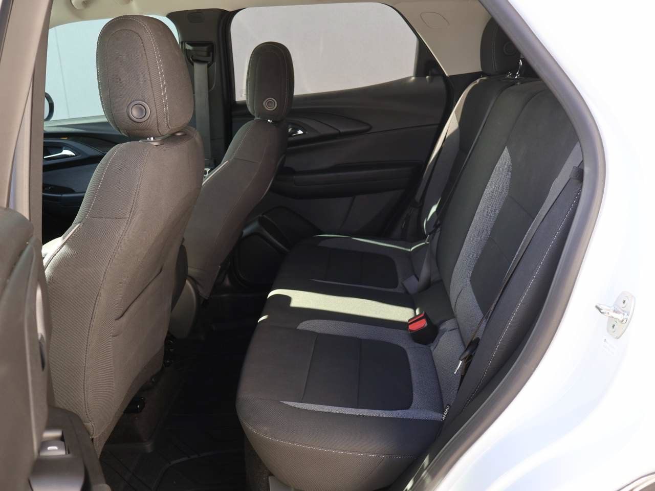 Used 2023 Chevrolet TrailBlazer LT w/ Convenience Package FWD image 10