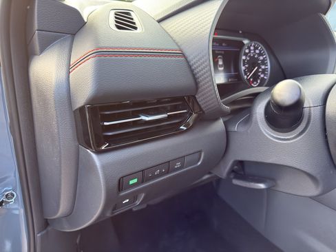 New 2025 Nissan Sentra SR image 14