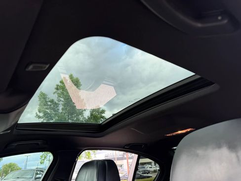 Used 2016 BMW 550i Sedan RWD image 19