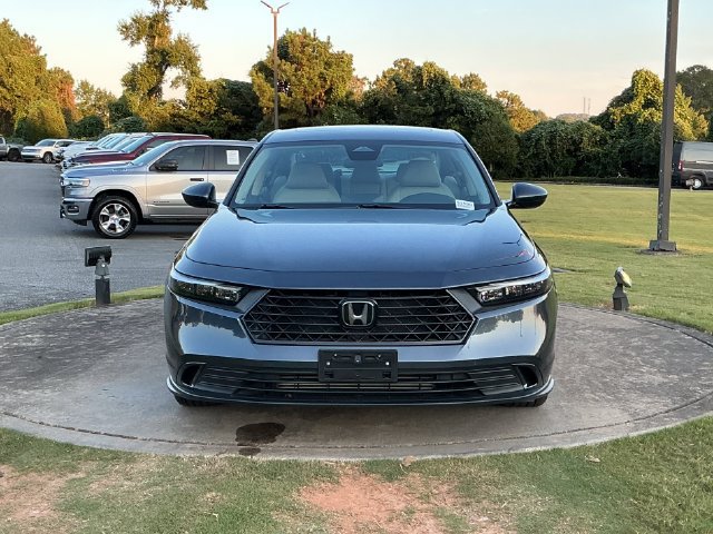 Used 2024 Honda Accord EX image 2