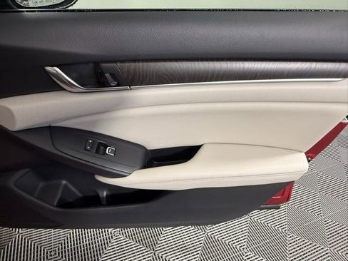 Used 2020 Honda Accord EX-L image 47