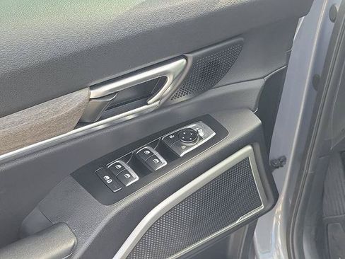 Used 2020 Kia Telluride EX w/ Towing Package FWD image 23