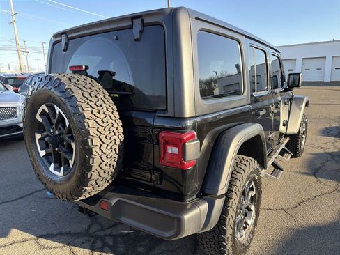 Used 2024 Jeep Wrangler Unlimited Rubicon 4xe image 6