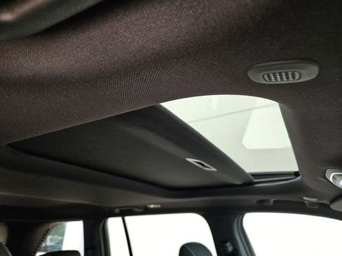 New 2026 Jeep Grand Cherokee Laredo X RWD image 8
