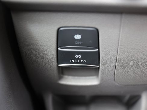 Used 2024 Ford Transit 250 Low Roof w/ Exterior Upgrade Package image 33