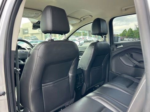 Used 2017 Ford Escape Titanium AWD/4WD image 9