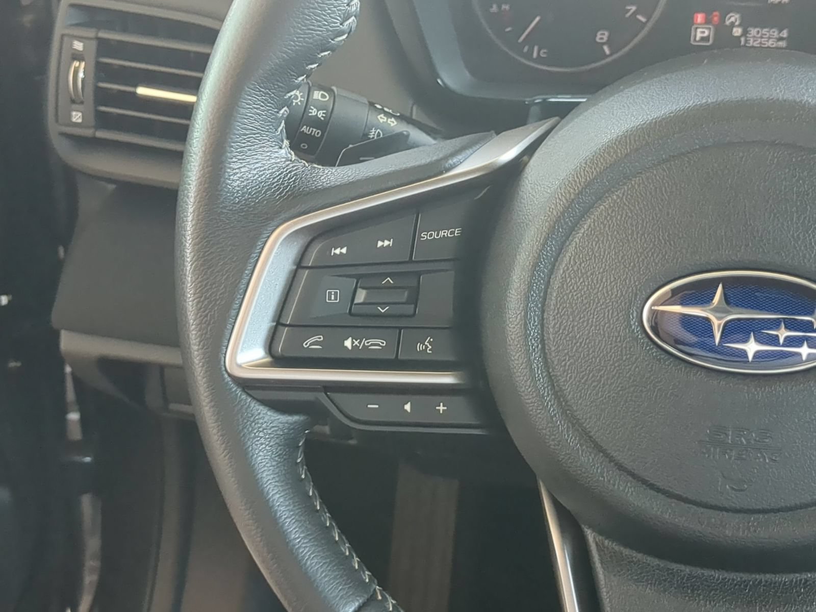 Certified 2025 Subaru Outback Premium AWD/4WD image 16