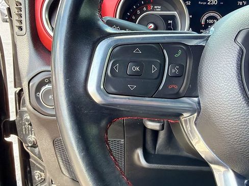 Used 2021 Jeep Wrangler Unlimited Rubicon image 35