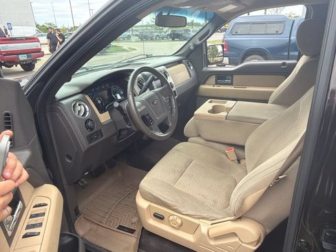 Used 2014 Ford F150 XLT w/ Equipment Group 302A Luxury AWD/4WD image 6