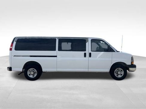 Used 2012 Chevrolet Express 3500 LT w/ LT Preferred Equipment Group image 10