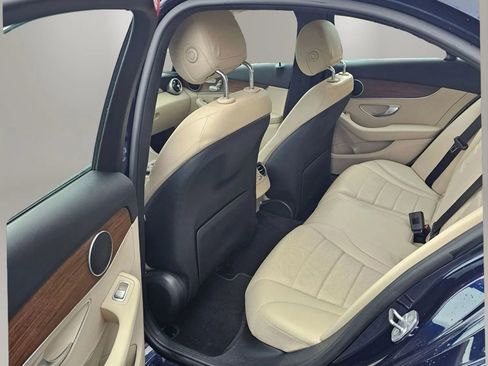 Used 2021 Mercedes-Benz C 300 4MATIC Sedan image 7