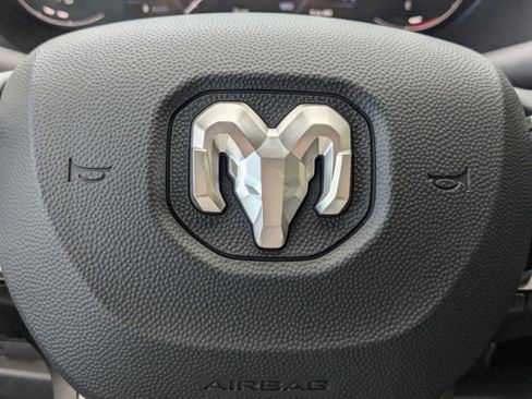 New 2025 RAM ProMaster 3500 w/ Leather Interior Group image 38