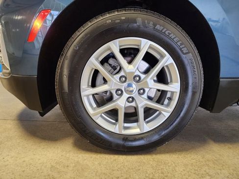 Certified 2024 Chevrolet Equinox LT image 9