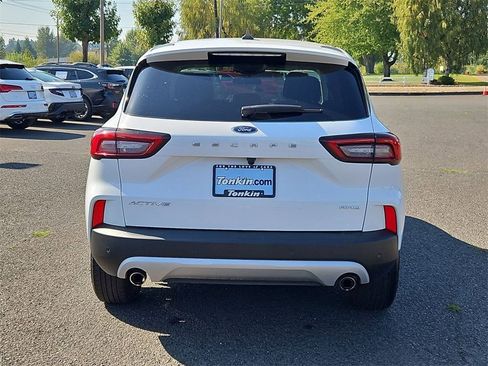 Used 2024 Ford Escape Active w/ Tech Pack #1 image 4