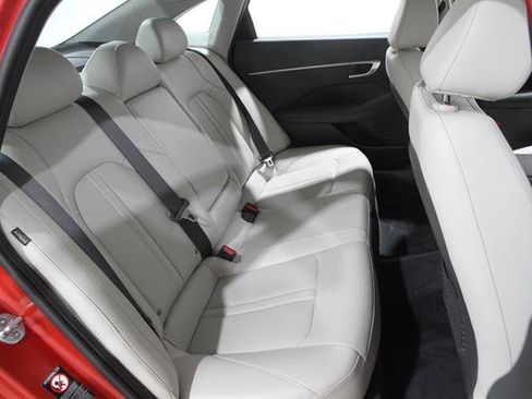 Used 2020 Hyundai Sonata SEL w/ Premium + Sunroof Package FWD image 17