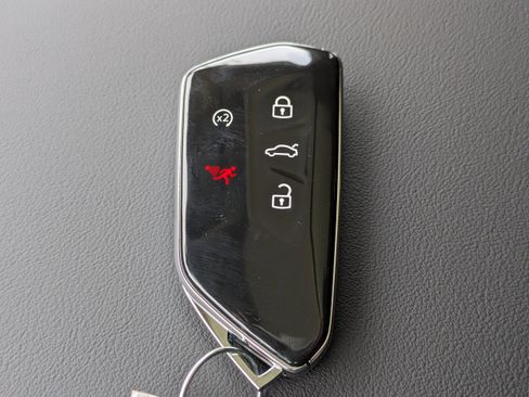 New 2026 Volkswagen Atlas Peak Edition image 32