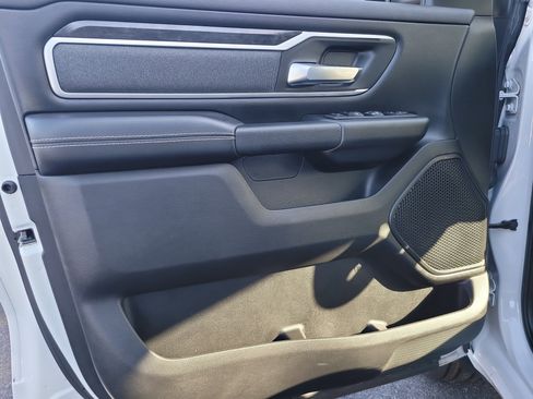 Used 2023 RAM 1500 Big Horn AWD/4WD image 16