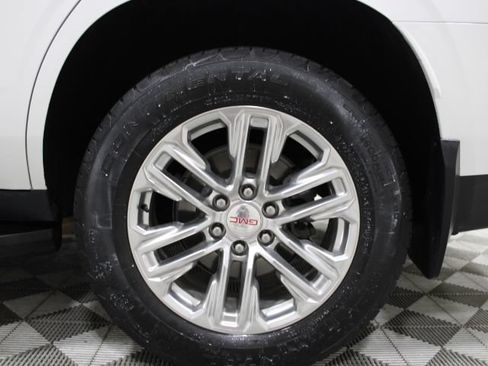 Used 2021 GMC Yukon SLT w/ SLT Premium Package AWD/4WD image 47