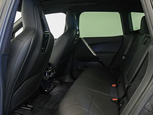 Used 2024 BMW iX xDrive50 AWD/4WD image 19