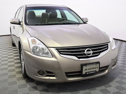 Used 2011 Nissan Altima 2.5 SL w/ 2.5SL Pkg image 8
