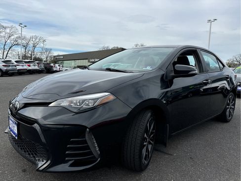 Used 2019 Toyota Corolla SE w/ SE Premium Package image 5