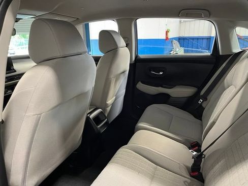 Used 2024 Honda HR-V LX image 17