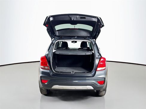 Used 2018 Chevrolet Trax LT w/ LT Convenience Package image 24