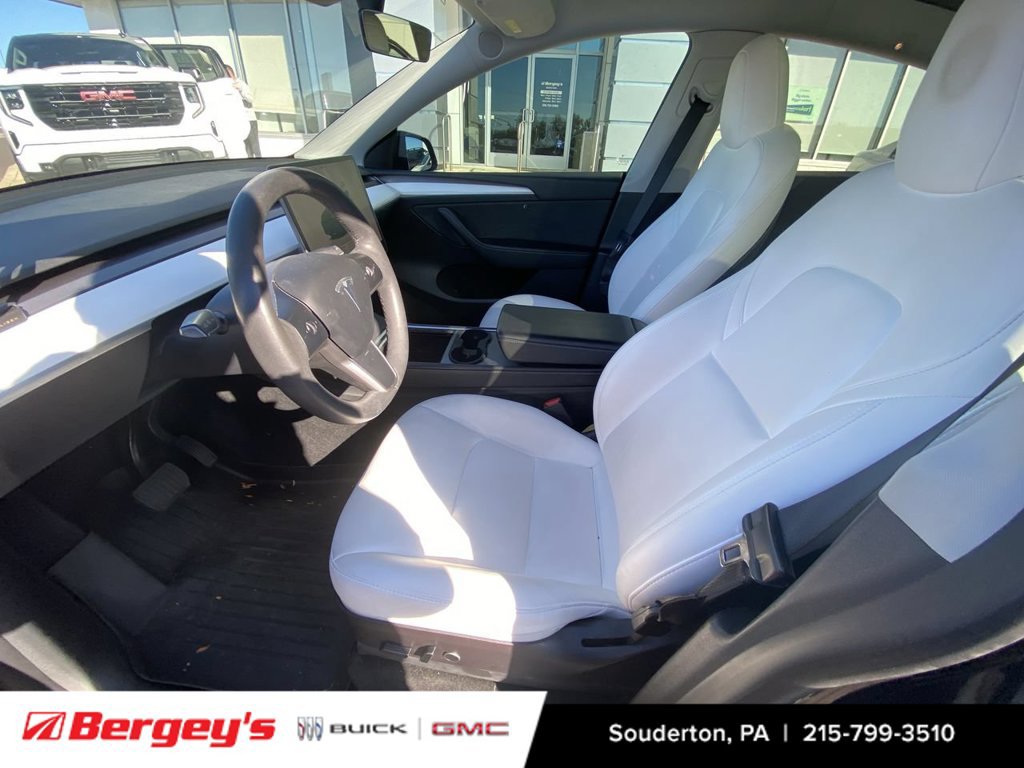Used 2023 Tesla Model Y Long Range AWD/4WD image 7