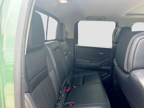 Used 2022 Nissan Frontier SV w/ SV Premium Package AWD/4WD image 26