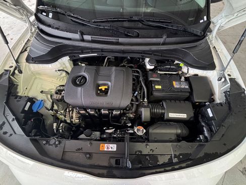 Used 2025 Kia Soul LX w/ LX Technology Package image 35