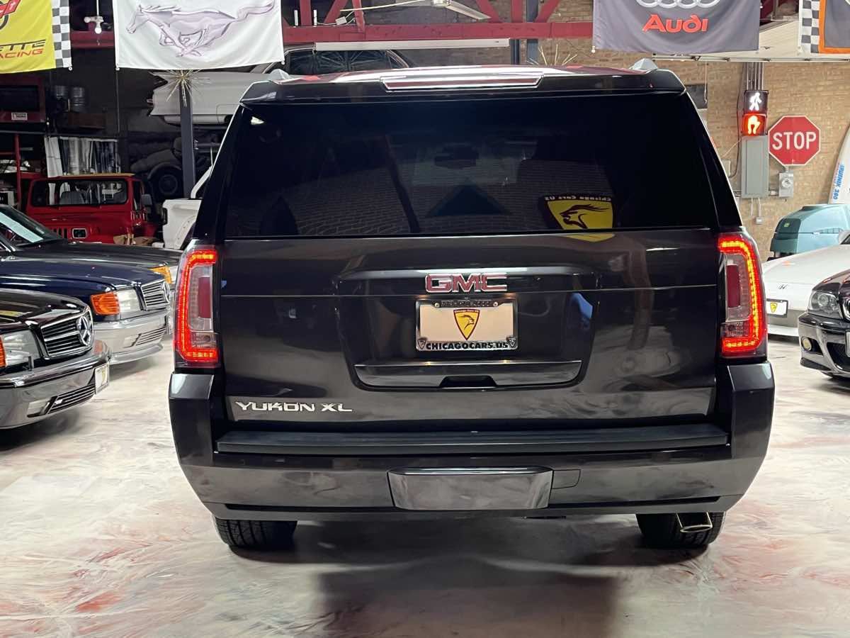 Used 2017 GMC Yukon XL SLT w/ HD Trailering Package AWD/4WD image 8