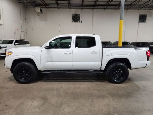 Used 2023 Toyota Tacoma SR image 7