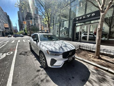 Certified 2024 Volvo XC60 B5 Core w/ Protection Package Premier AWD/4WD image 1