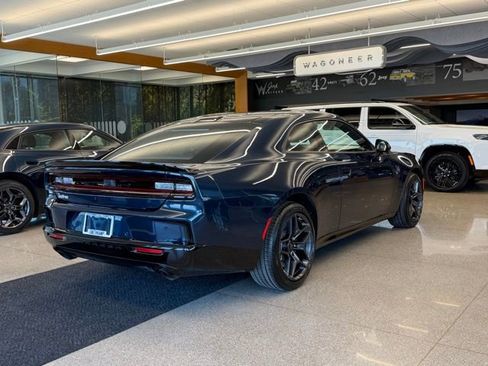 New 2026 Dodge Charger Scat Pack w/ Blacktop Package AWD/4WD image 2