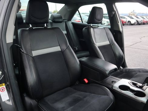 Used 2014 Toyota Camry SE w/ Leather Package FWD image 38