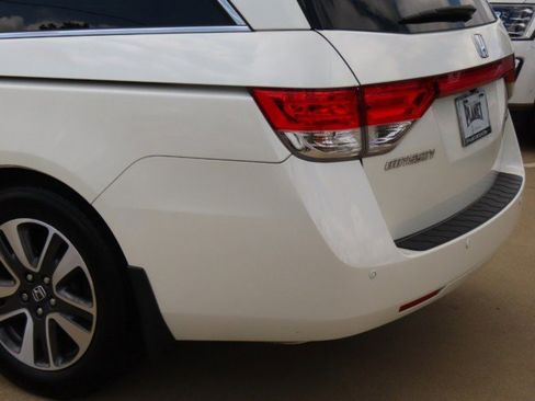 Used 2016 Honda Odyssey Touring image 14