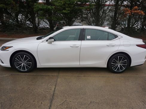 Used 2024 Lexus ES 350 w/ Premium Package image 21