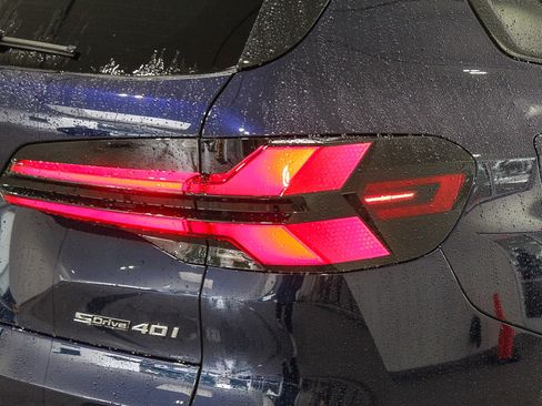 New 2026 BMW X5 sDrive40i w/ M Sport Package image 7