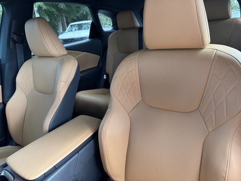 Certified 2025 Lexus RX 350 Premium w/ Accessory Package (Z1) FWD image 17