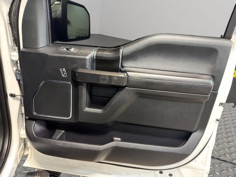 Used 2018 Ford F150 Platinum w/ Equipment Group 701A Luxury AWD/4WD image 21