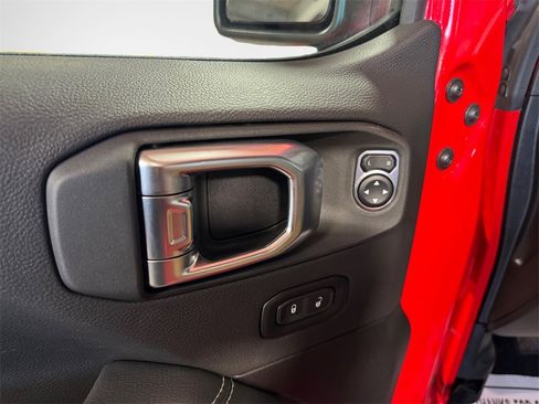 Used 2023 Jeep Wrangler Unlimited Sahara w/ Cold Weather Group image 14