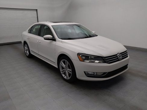 Used 2015 Volkswagen Passat 1.8T SE image 13