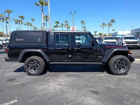Used 2022 Jeep Gladiator Rubicon w/ Cold Weather Group image 3