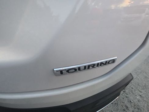 Used 2023 Honda Pilot Touring image 11