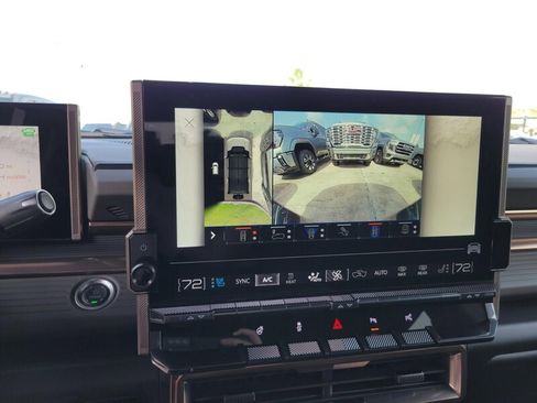 New 2025 GMC Hummer EV 3X image 19