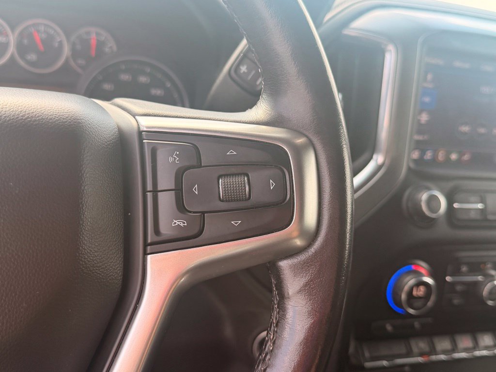 Used 2020 Chevrolet Silverado 1500 LT w/ All-Star Edition AWD/4WD image 18