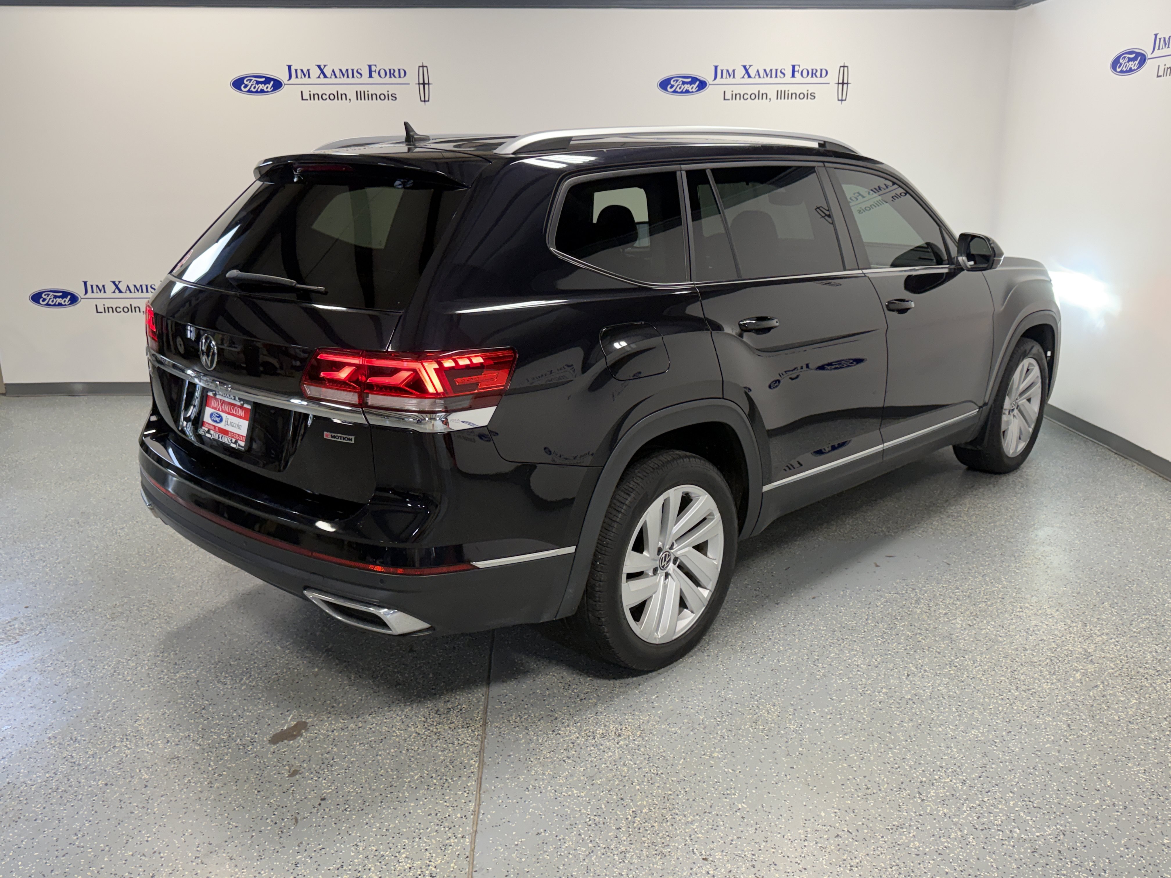 Used 2021 Volkswagen Atlas SEL w/ MDO Package (Bench Seat) AWD/4WD image 33