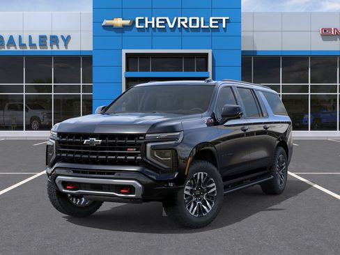 New 2026 Chevrolet Suburban Z71 w/ Comfort Package AWD/4WD image 7
